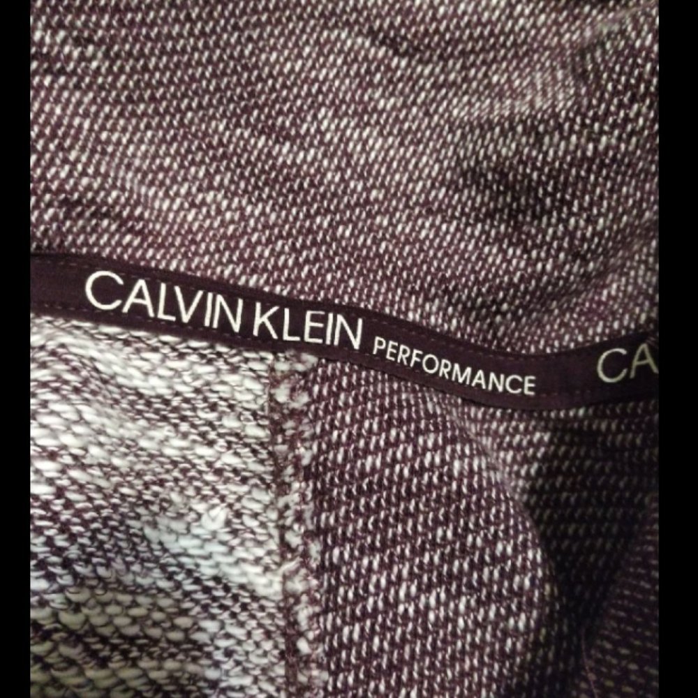 Calvin Klein performance ware top
